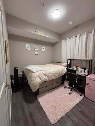 Private Room and Bath In Luxury Student Housing Main Photo