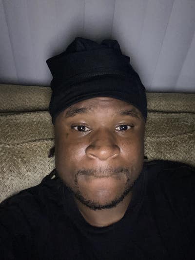 Male looking for a room in Anaheim to move now Main Photo