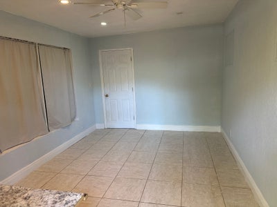 Private Room Main Photo