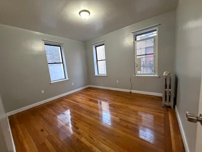 1 Bedroom apartment for rent Price: $2,000  235 We Main Photo