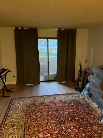 Roommate needed Main Photo