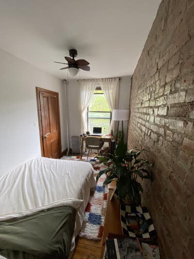 Sunny Bedroom Available in 3BR Share Main Photo
