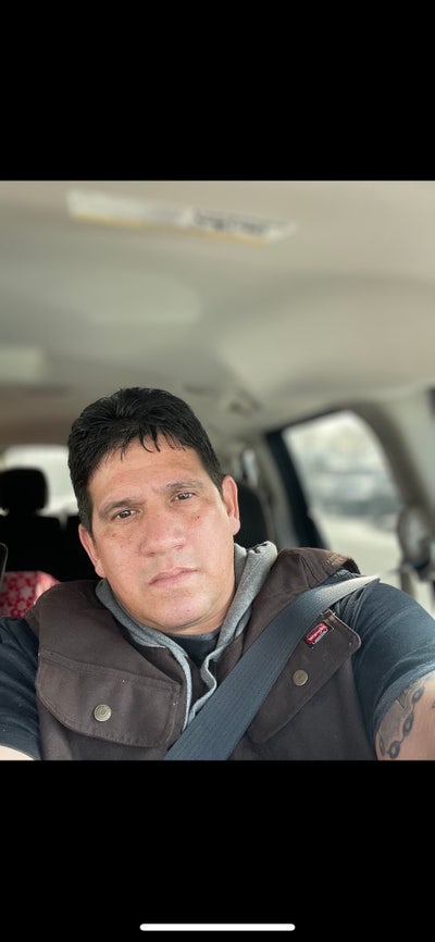 52 year old Male seeks a small or large room Main Photo