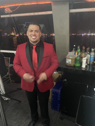 37 year old male looking for room in LA Main Photo