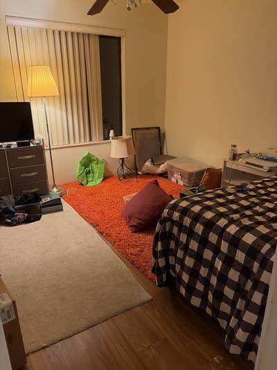 Room for rent  Main Photo