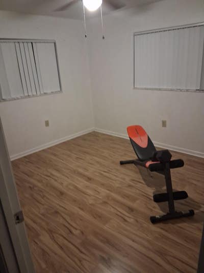 Room for rent  Main Photo