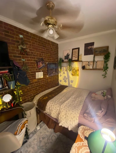 Room for rent in UES Main Photo