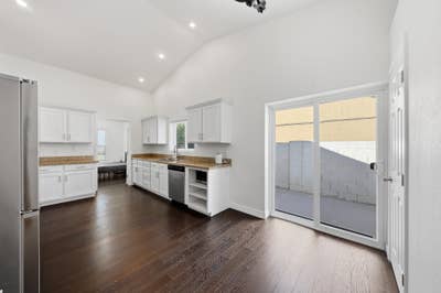 Superhost Remodeled Phoenix Home Spacious with 9 B Main Photo