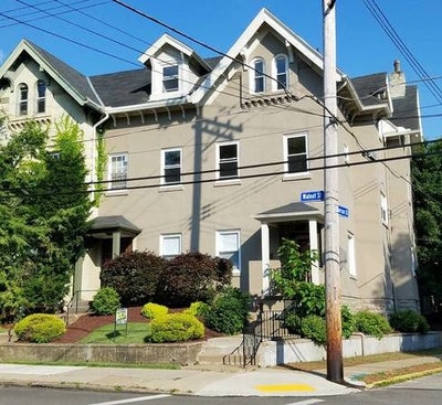 Walnut st Shadyside 1br apt. Pittsburgh Beautiful! Main Photo