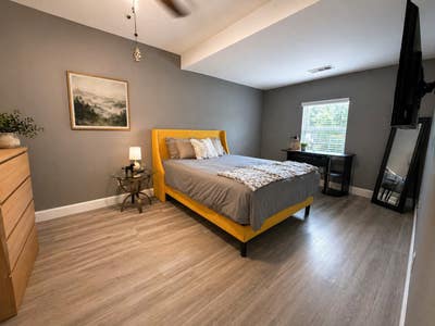 Deluxe Bedroom  Main Photo