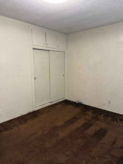 Room for Rent  Main Photo