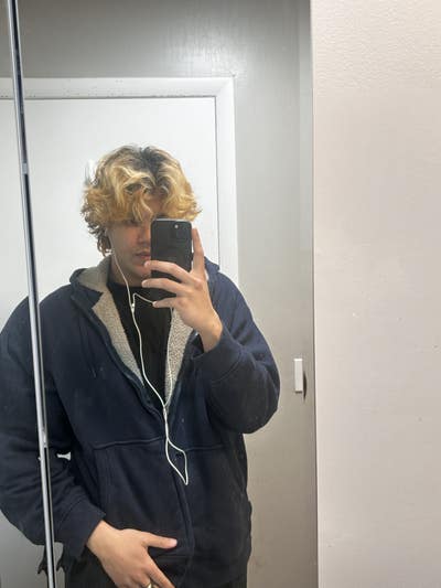 Room wanted in Santa Ana, CA Main Photo