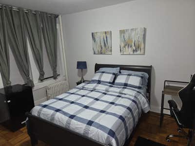 Large  Furnished Room  Main Photo