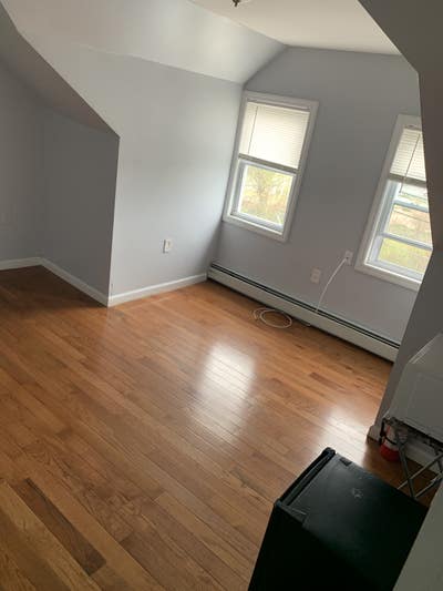 Beautiful Room For Rent Main Photo
