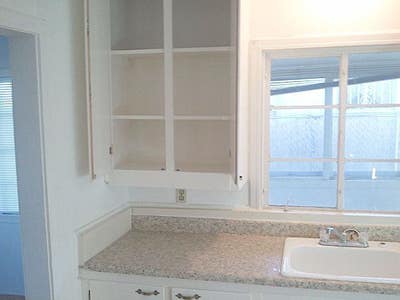 1.5 BD. Bath DUPLEX XL living room & KitchenPriva Main Photo