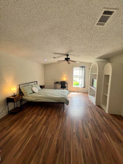 Spacious & Quiet North Houston Fully Furnished Roo Main Photo