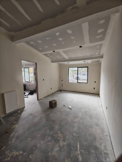 Male 25 looking for a room in West Hollywood Main Photo