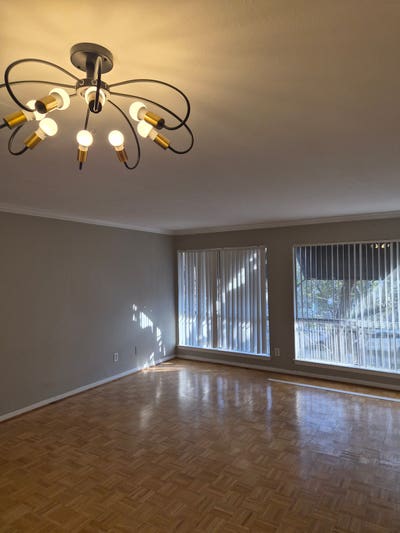 Large One Bedroom_ Montrose Main Photo