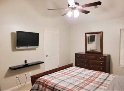 Private room for Professional Female Main Photo