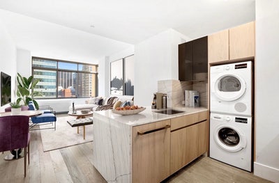 Room in 3b2b luxury Midtown building (in Unit w/d) Main Photo