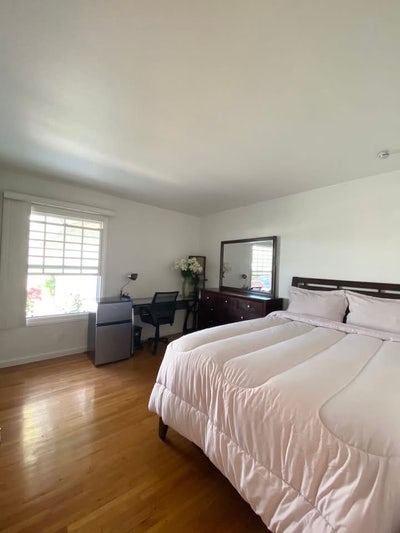 Private Furnished Room for Rent in Westminster Main Photo