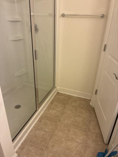 Single room for rent Main Photo