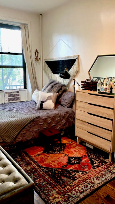 Offering: Sunlit Room for $1,800 in Crown Heights Main Photo