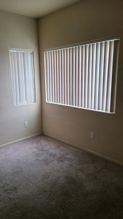 Great room for rent Main Photo