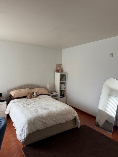 Looking for a roommate to move into 2bd/2ba Main Photo