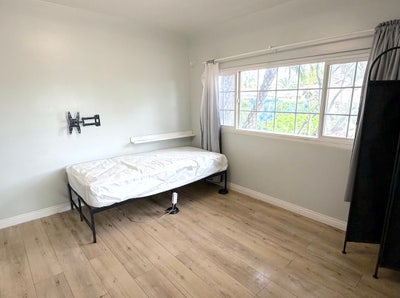 Rooms Furnished/ Unfurnished in Garden Grove Main Photo