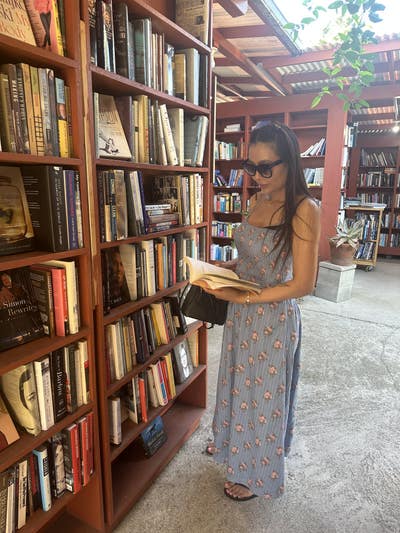 Female searching for West Hollywood room now Main Photo