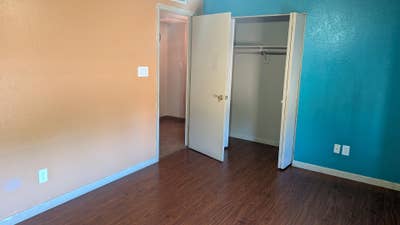 Room For Rent Main Photo