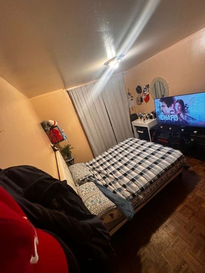 About the Room Main Photo