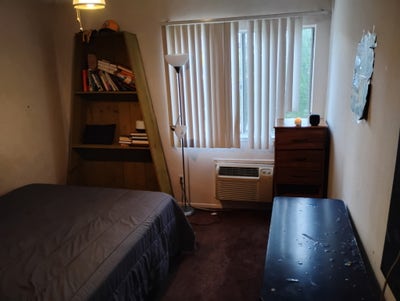 Room for Rent  Main Photo