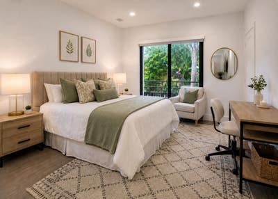 Elegant Furnished Rooms Near Brickell & Downtown  Main Photo