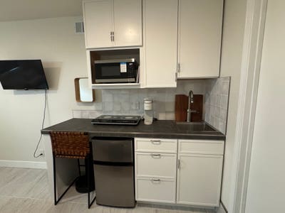 Short term Studio Rental For One Person Main Photo