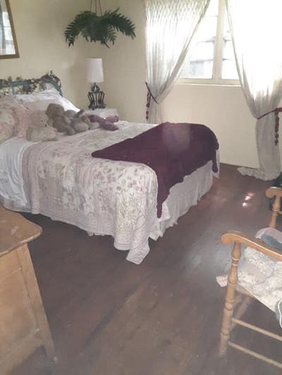 "Room" for rent Main Photo