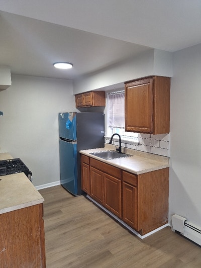 Beautiful Spacious Newly Redone 2 Bedroom Apartmen Main Photo