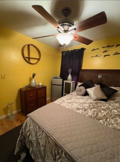 Partially Furnished Room For Rent Main Photo