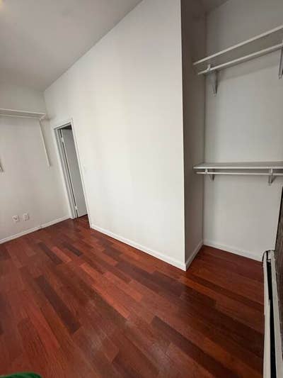#1053 Beautiful 2 bed/1 bath apartment in Mornings Main Photo