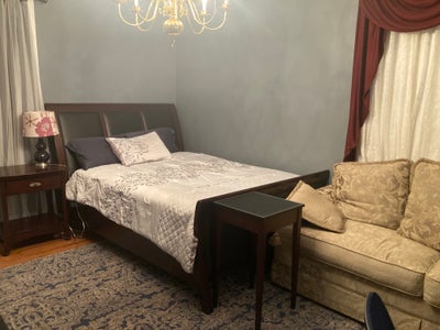 A Furnished Room for a Professional, All Utilities Main Photo