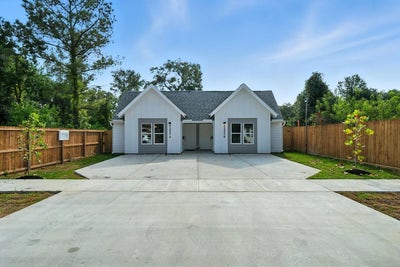 Brand new duplex Main Photo