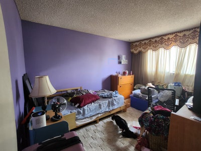 Furnished Upstairs Room, NW Phx. Se habla Español Main Photo