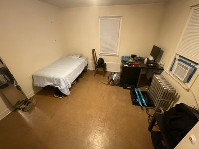 [Summer sublease] single room in a house Main Photo
