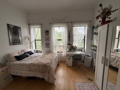 Large Bedroom in Shared Apartment — Park Slope Main Photo