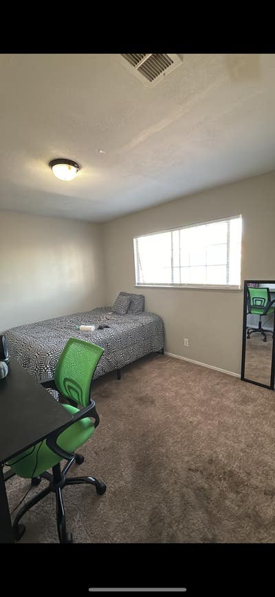 Fully furnished room with washer and dryer include Main Photo