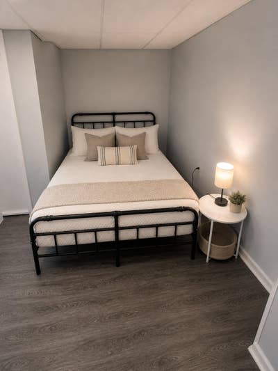  Fully Private Modern Basement Apartment  Kitchen, Main Photo