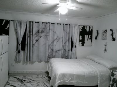 A furnished private room is for rent and immediat Main Photo