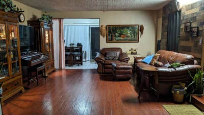 Elegant Housewith Private Kitchen & Living Room Main Photo