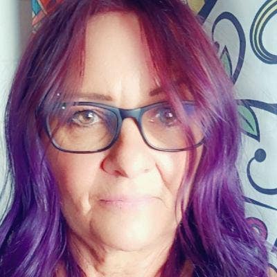 58 year old Female seeks a large room Main Photo